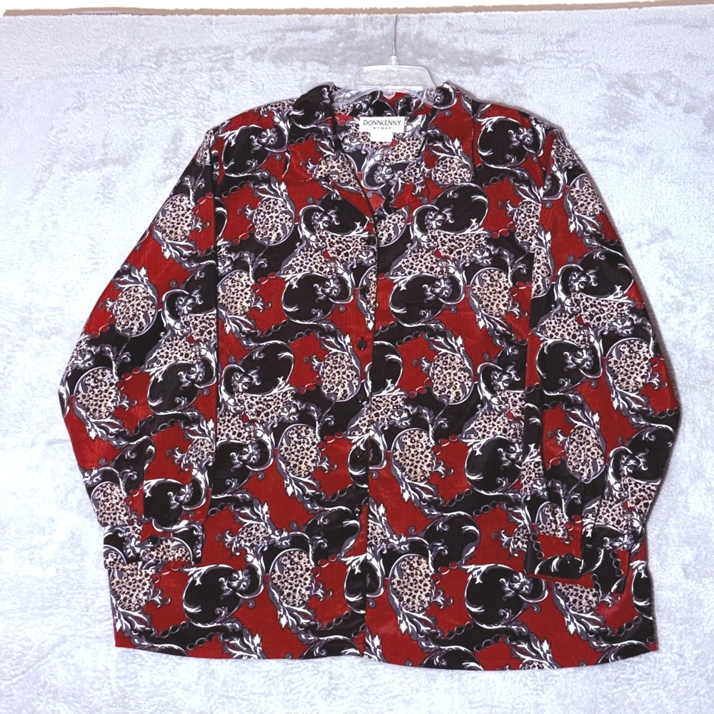 DONNKENNY WOMAN Top 2X Red Black Leopard Baroque Print Button Up Long Sleeve